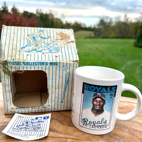 Topps Royals Bo Jackson Baseball Rookie Card Mug Numbered Limited Edition - Picture 9 of 13